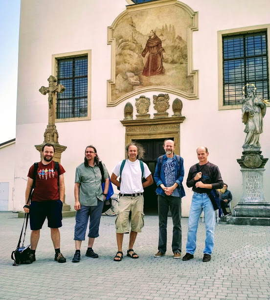 Obrázek ke článku Čech, Grbavčic, Hnátek, Modlitba a Tučapský - výstava "Shledání" ve Vyškově